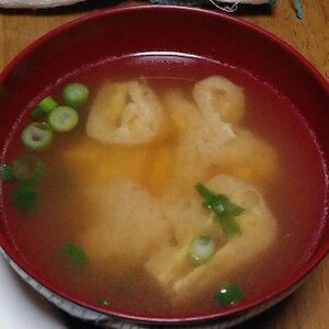 新玉葱と白菜と大根とわかめのお味噌汁(^^)